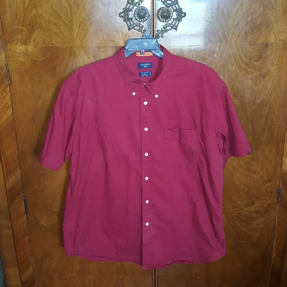 Dockers Button Up Shirt